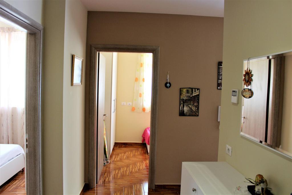 Apartment Seaside Sarande